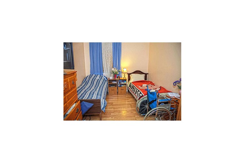 Image of A Paradise for Parents 135th Ln. (6)