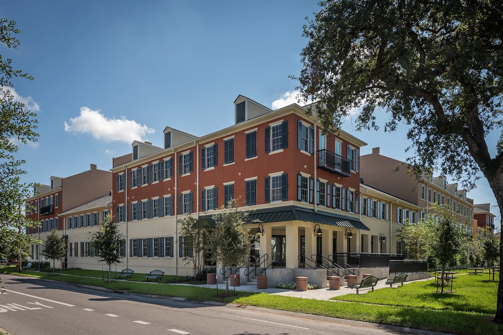 Image of Faubourg Lafitte Senior Building (2)