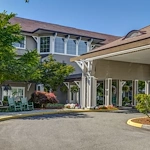 Image of Holiday South Hill (1)