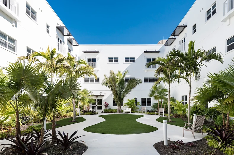 Image of Amavida Living (1)