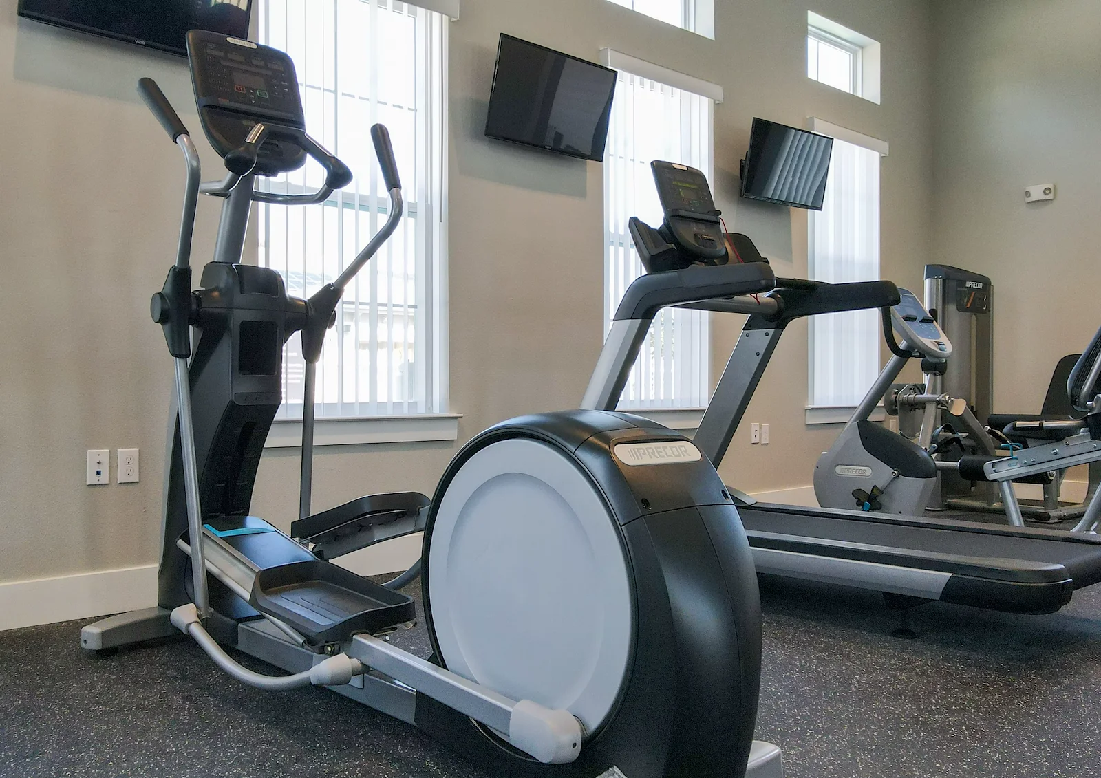Banyan Reserve Seniors, senior living community offering active adult living and independent living in Lakeland, FL, fitness room
