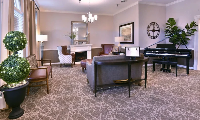 Image of Dogwood Bend (7)