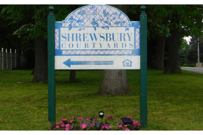 Image of Shrewsbury Courtyards (4)