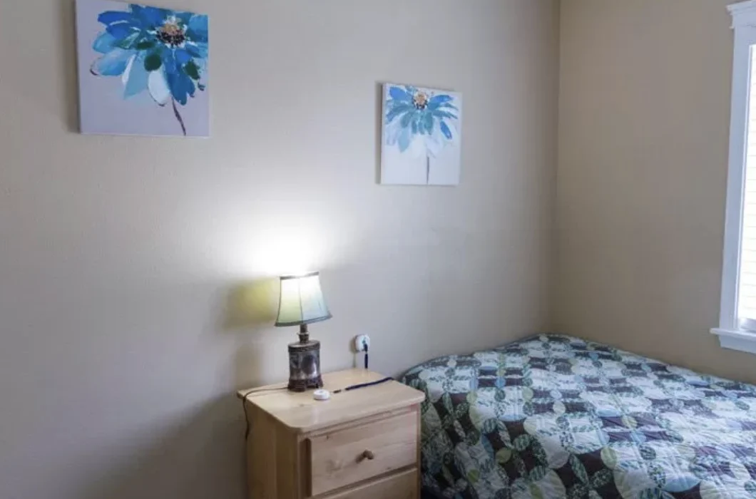 Image of Ashley Manor - Middleton (5)