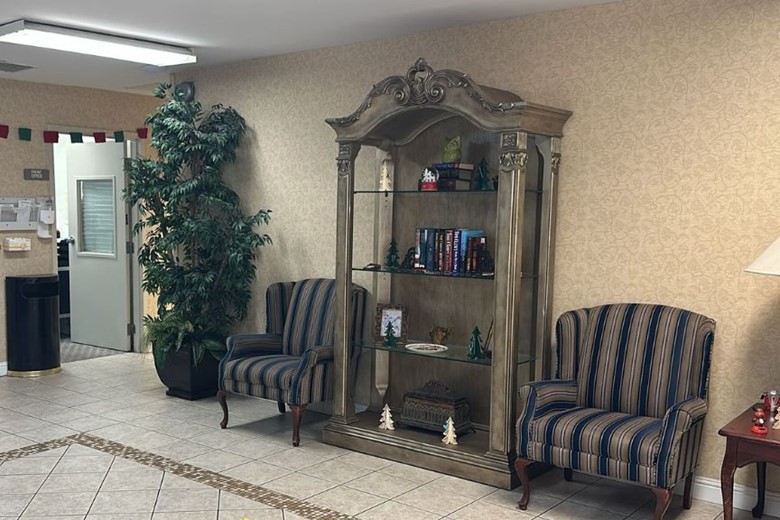 Image of Seven Oaks Rehabilitation And Healthcare Center (4)
