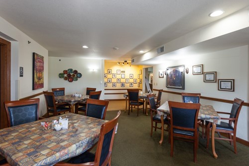 Image of Charter Senior Living of Hasmer Lake (5)