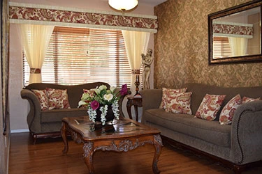 Image of A Paradise for Parents - 164th Lane (2)