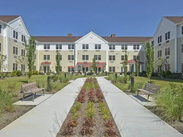 Image of Meadow Green Apartments (6)