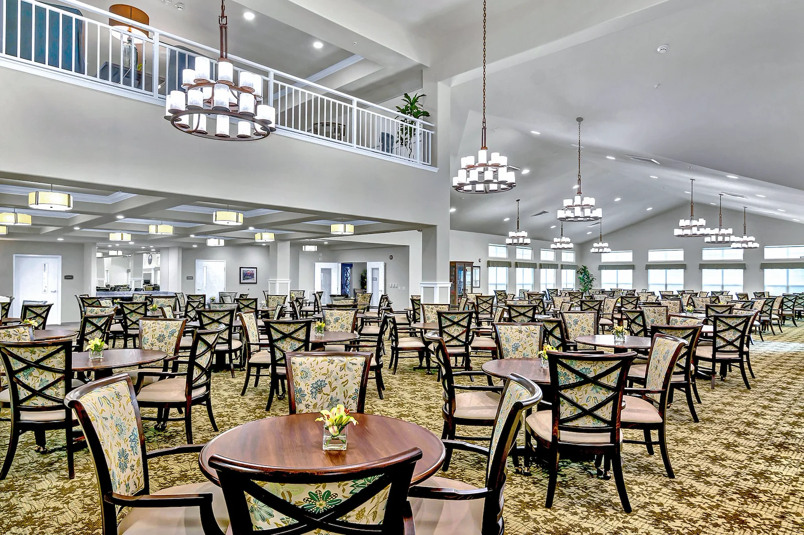 Capitol Ridge Gracious Retirement Living Hawthorn Senior Independent Living in Bristow, Virginia dining room