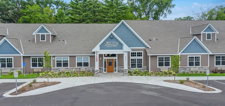 Image of Suite Living Senior Care of Crystal (1)