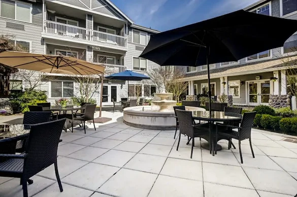 Image of Aegis Living Shoreline (2)