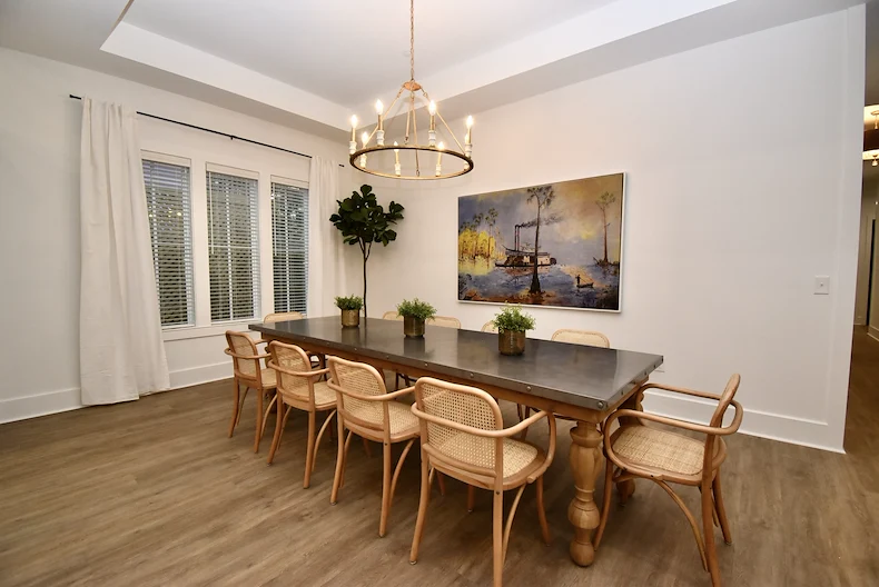 Image of The Jefferson (2)