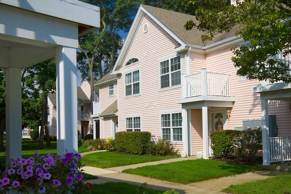 Image of Greenview Village (5)