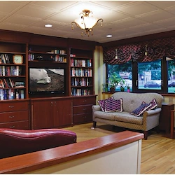 Image of Sunharbor Manor (3)