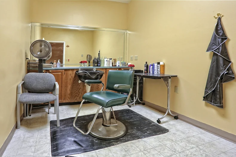 Image of Woodleaf Senior Care (5)