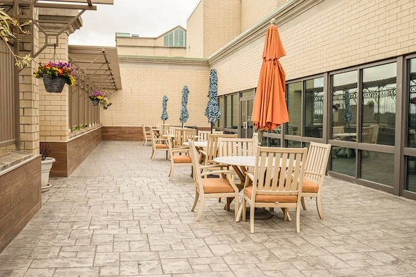 Image of Vincentian Schenley Gardens (8)