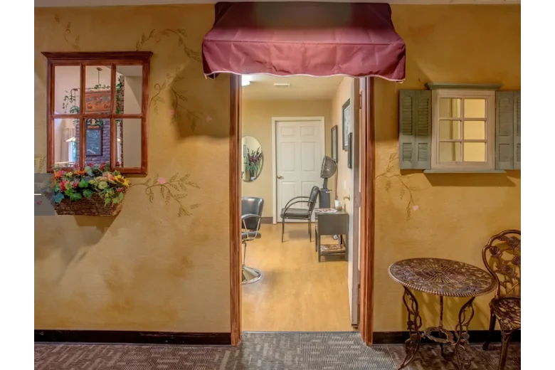 Image of Golden Pond Retirement Community (7)