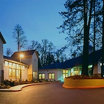 Image of The Pearl at Kruse Way (1)