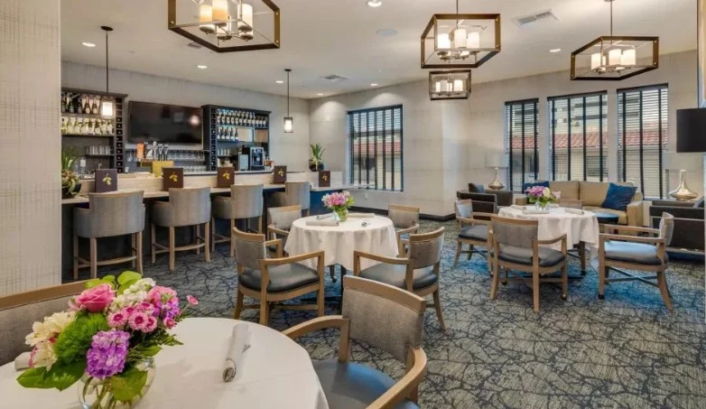 Image of Oakmont of Huntington Beach (5)