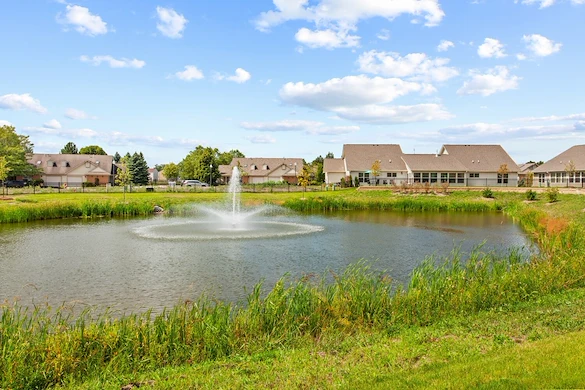 Image of The Lakes/Superior at Waterford (2)