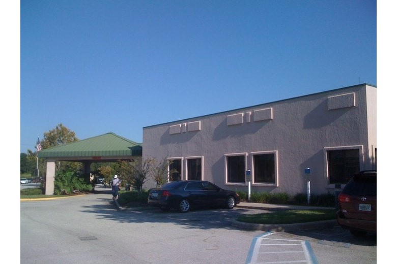 Image of Highlands Lake Center (1)