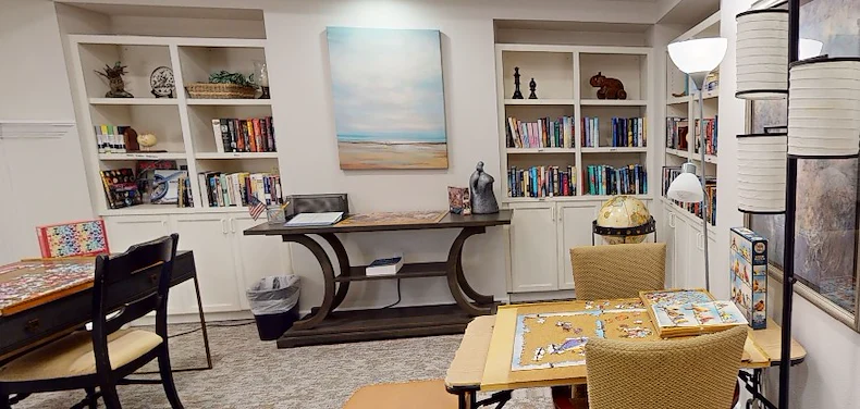 Image of Edmonds Landing by Cogir (3)