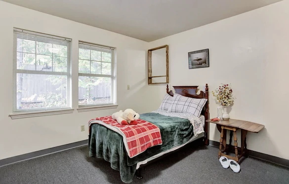 Image of Greenlake Gig Harbor (2)