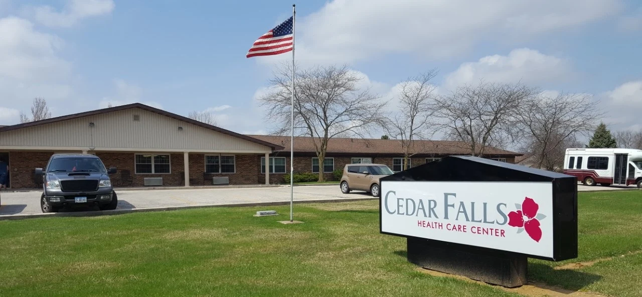 Image of Cedar Falls Health Care Center (1)
