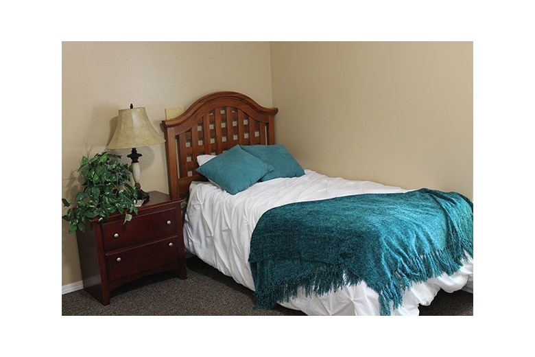 Image of Pacific Living Centers of Grants Pass at Anique (3)