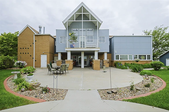 Image of Cambridge Court (8)