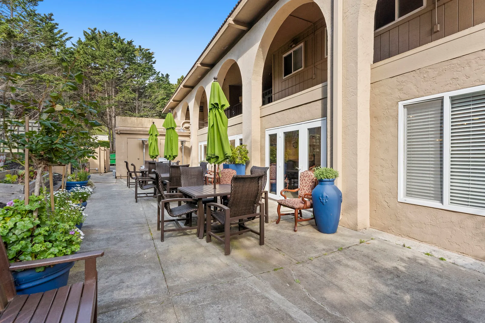 Image of Serra Highlands Senior Living (6)