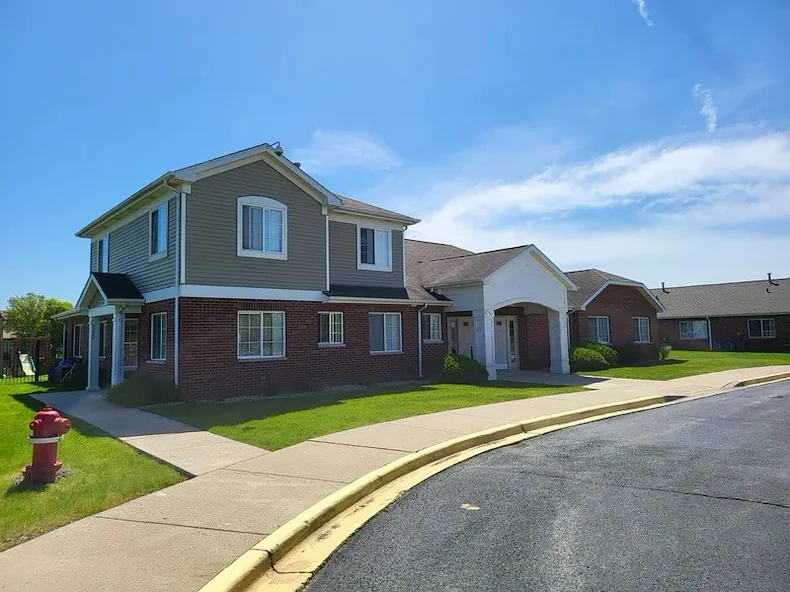 Image of Lake Pointe Landing (1)