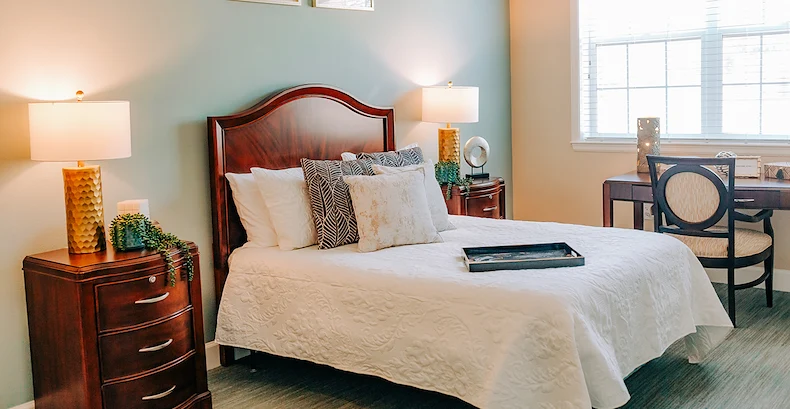 Image of Autumn Leaves of Georgetown (4)