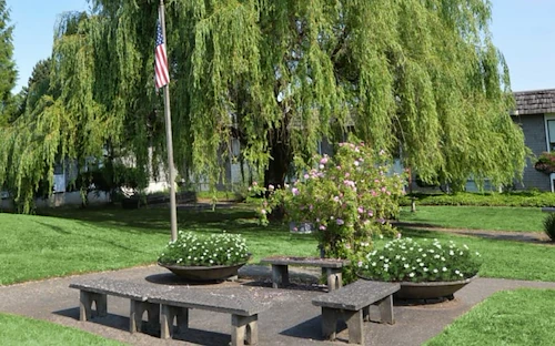 Image of Regency Gresham Nursing & Rehabilitation Center (2)