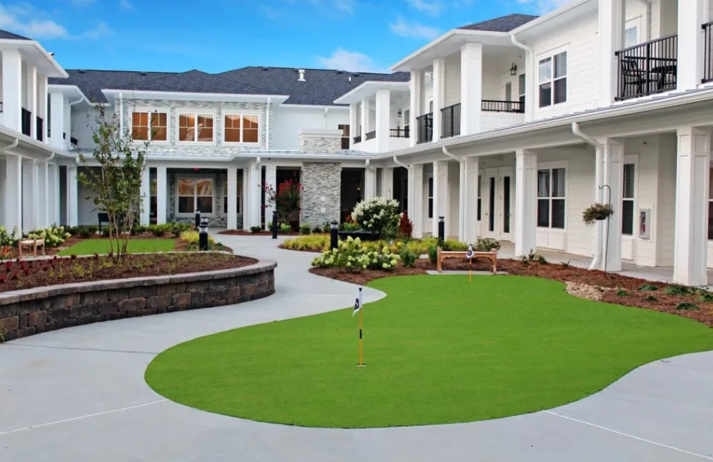 The Blake at Kingsport putting green