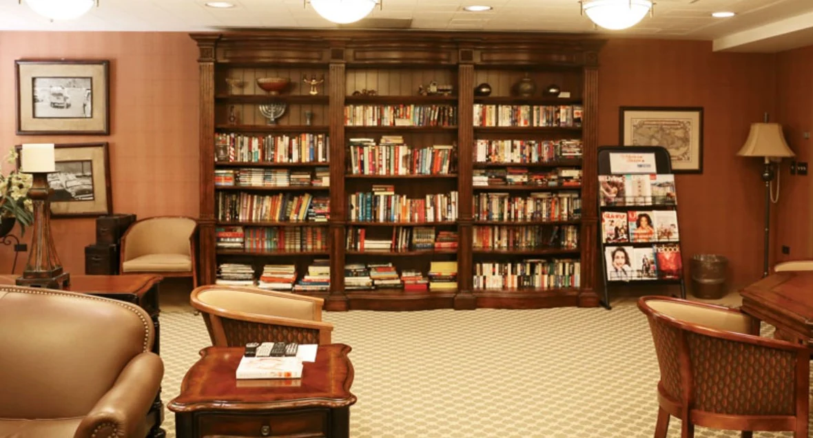 Image of Generations at Oakton Arms (5)