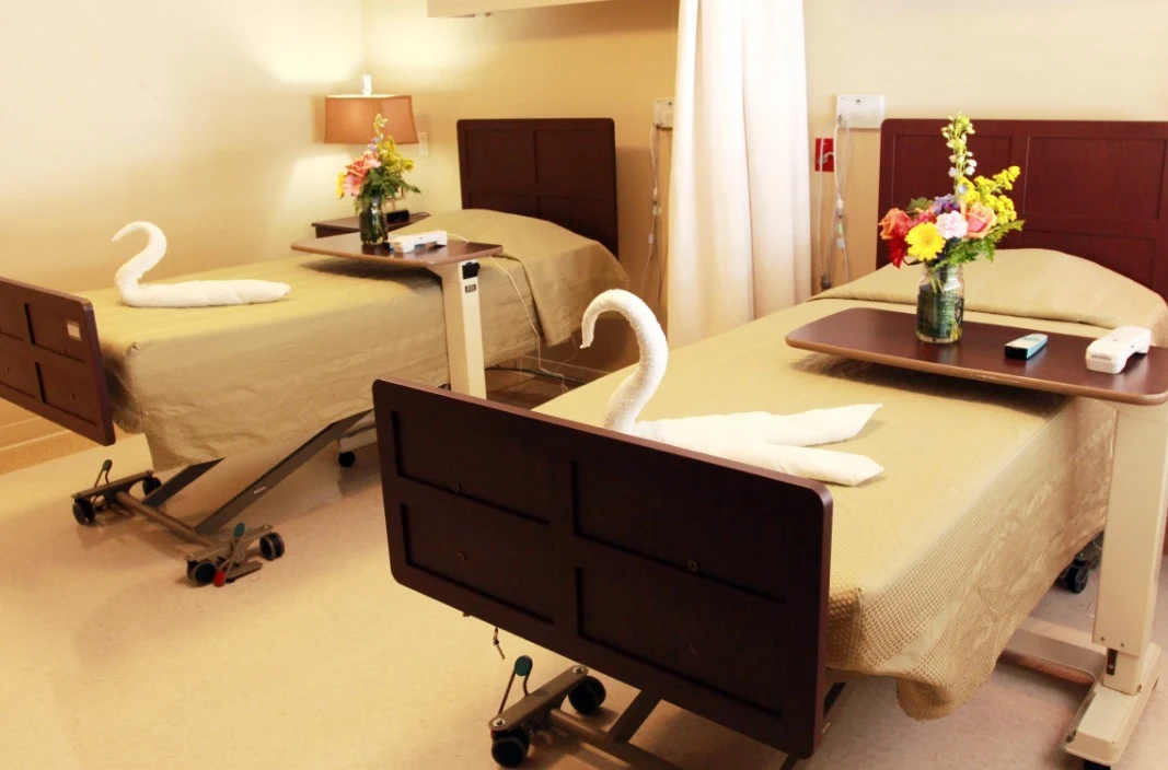 Image of Wilton Manors Healthcare & Rehabilitation Center (5)