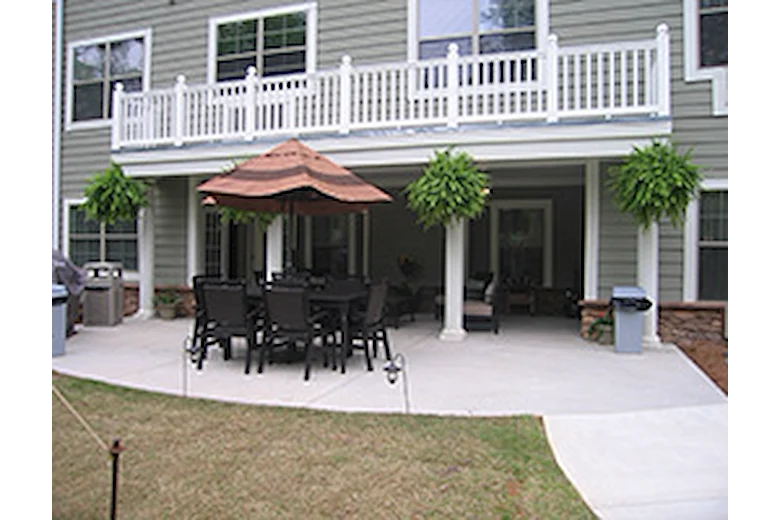 Image of Farrfield Manor (5)