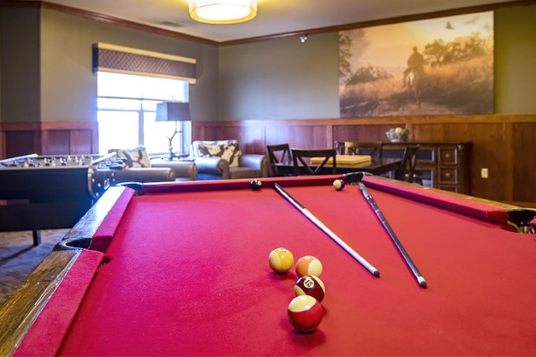 Image of Edgewood Mandan (5)