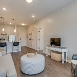 Image of Everlan of Louisville (3)