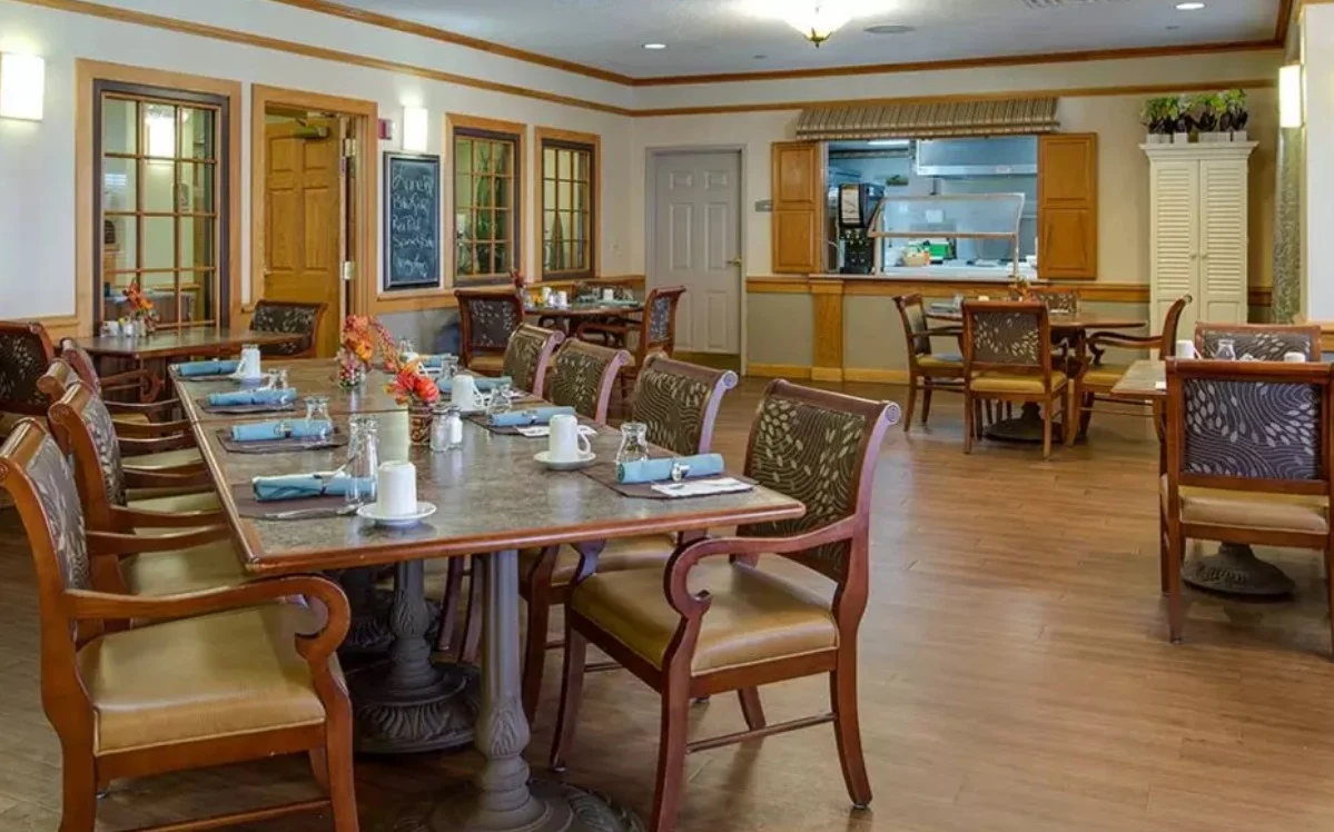 Image of Waldron Place Senior Living (4)