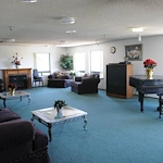 Image of Lakeside Manor (6)