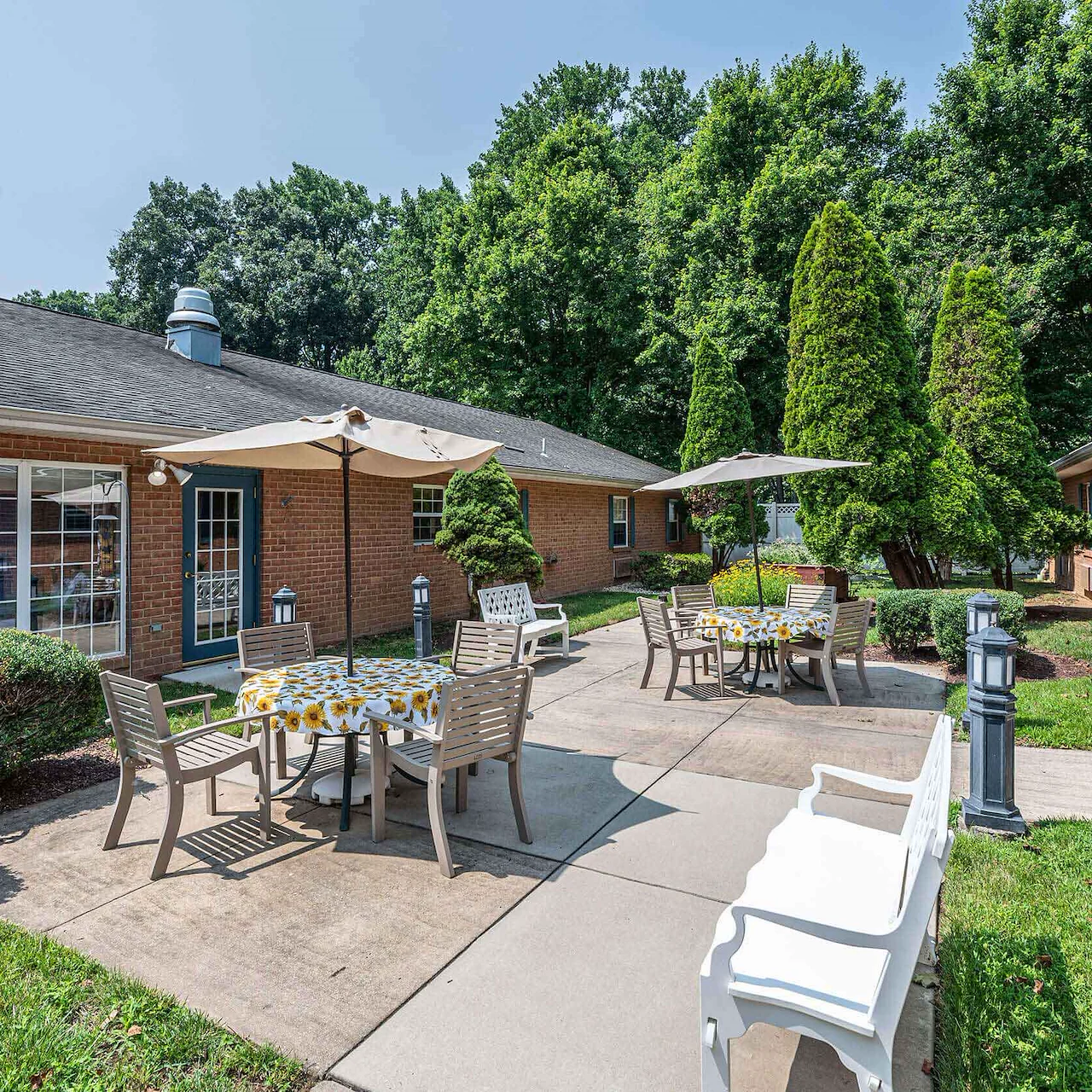 Image of Arden Courts Memory Care of Potomac (3)