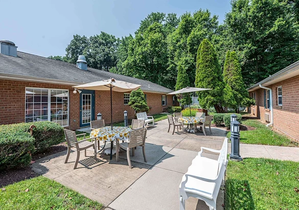 Image of Arden Courts Memory Care of Potomac (3)