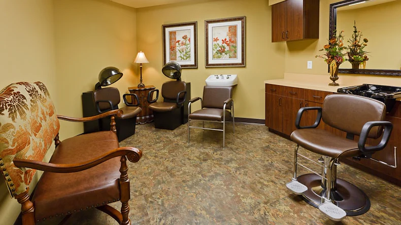 Image of Lakewest Rehabilitation And Skilled Care (10)