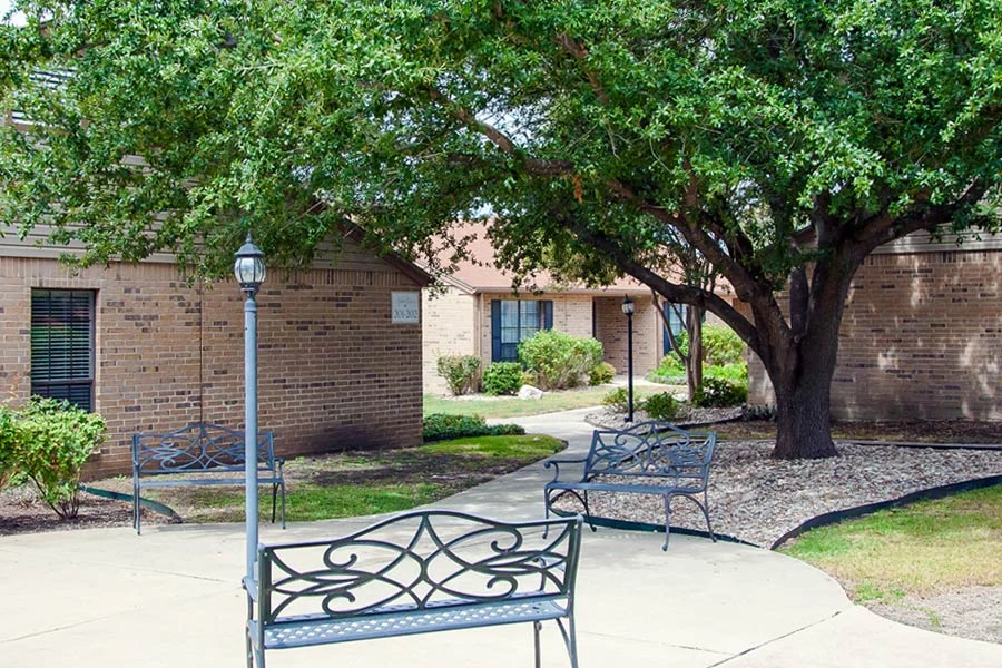 Image of Golden Estates Rehabilitation Center (4)