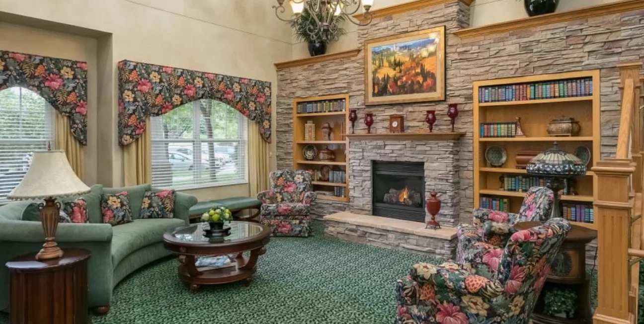 Image of Applewood Pointe of Woodbury Cooperative (6)