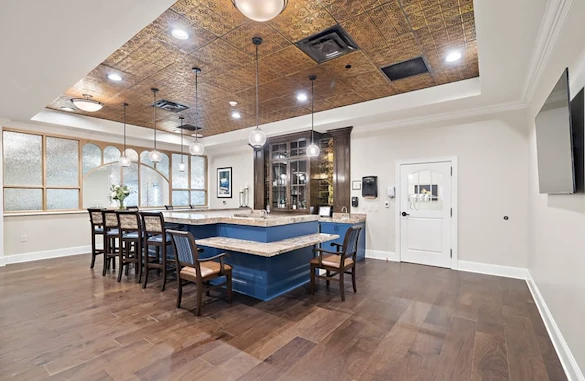 Image of Worthington Manor (3)