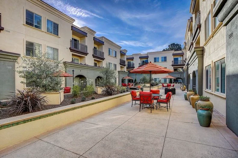 Image of Peninsula Del Rey (10)