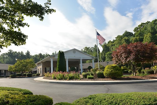 Image of Laurels Of Hendersonville (1)